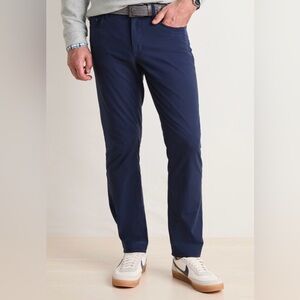 Vineyard Vines On The Go Pants - Like New